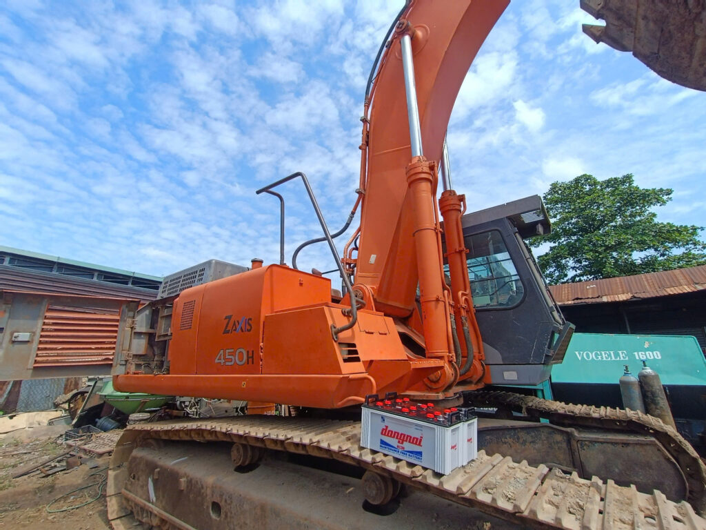 ẮC QUY ĐỒNG NAI N120 CHO MÁY XÚC CÔNG TRÌNH