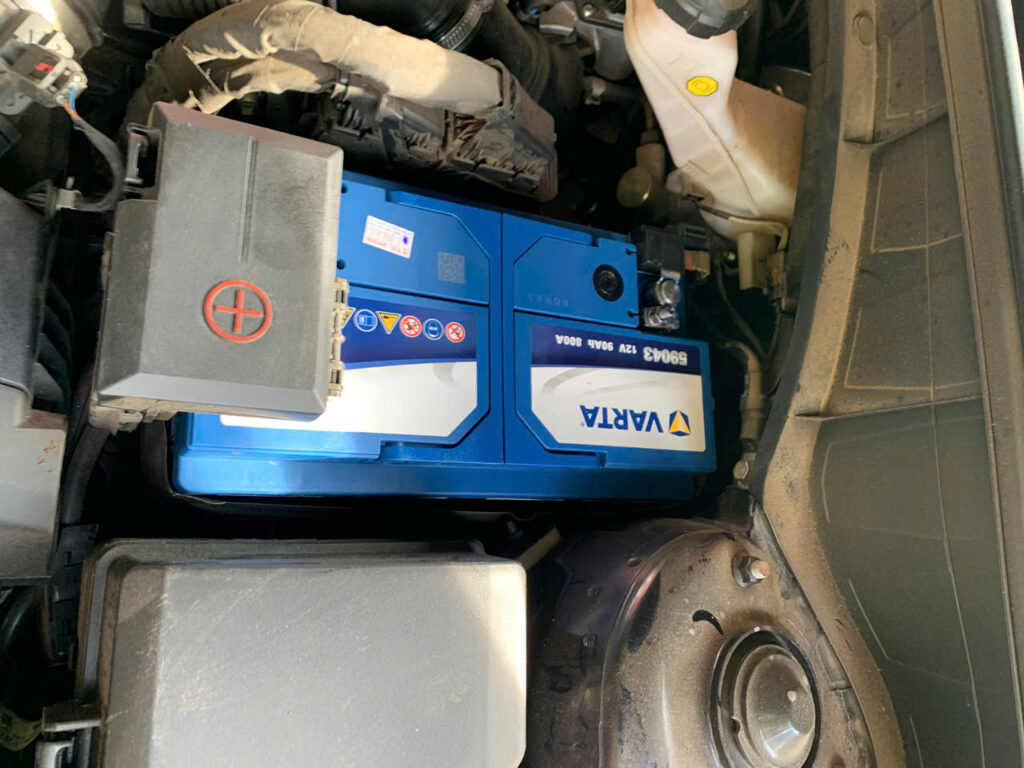 ẮC QUY VARTA 59043 (12V90AH)